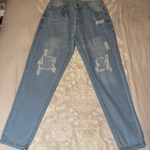 Mom Jeans Ripped High Waist SHEIN Size Medium. Waist 29-30 Inches. - Picture 2 of 16